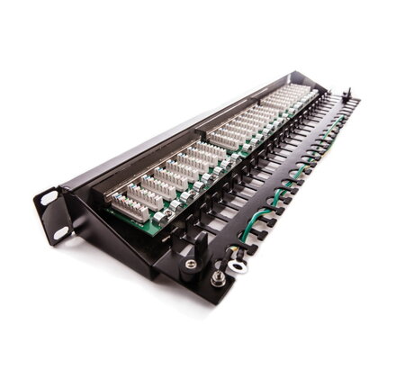 PATCH PANEL L 19\" CAT5E UTP 24P 1U BK HORIZONTAL