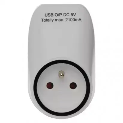 Zásuvka 230V, 2x USB